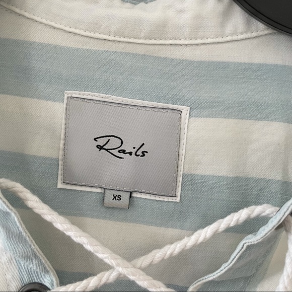 Anthropologie RAILS Uli Lace-Up Top XS - Picture 12 of 12